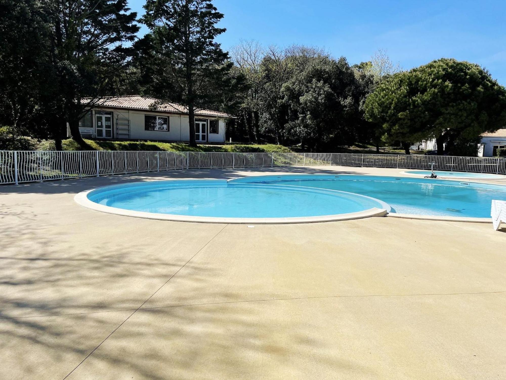 Les Hameaux Des Sables Vignie Saint Georges D Ol Ron Holiday Home Not Detached Exteriör bild